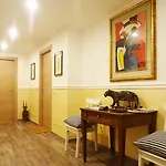 Victoria Royal Garden Apart-hotel