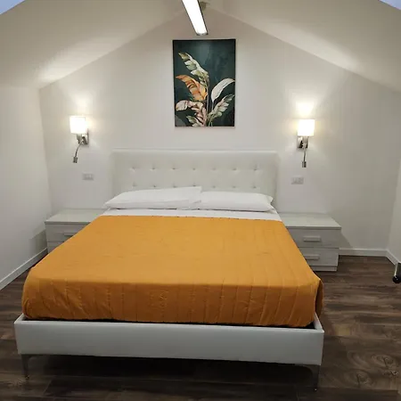 Victoria Royal Garden Aparthotel 3*