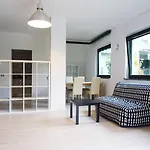 公寓式酒店 Victoria Royal Garden 科莫
