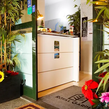 Victoria Royal Garden Aparthotel 3*