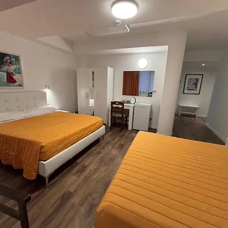 Victoria Royal Garden Aparthotel 3*