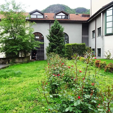 Victoria Royal Garden 公寓式酒店 3*