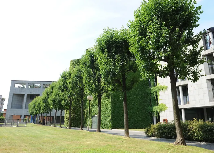 Victoria Royal Garden Апарт-отель Комо