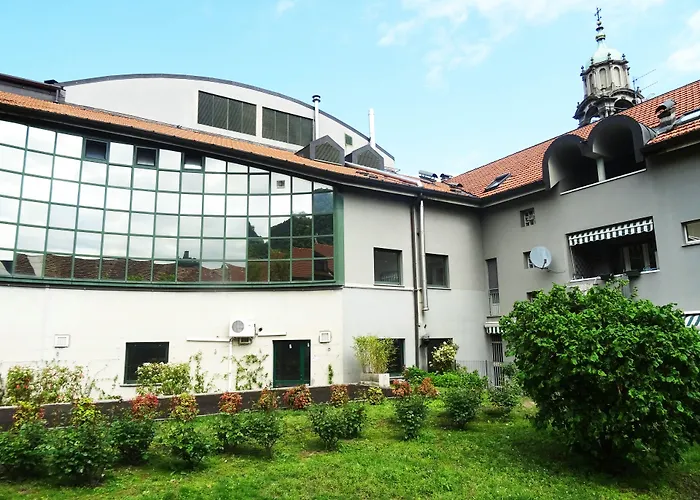 Victoria Royal Garden 3*