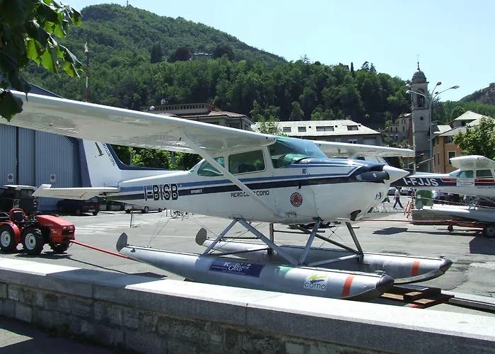 Victoria Royal Garden 아파트호텔 코모