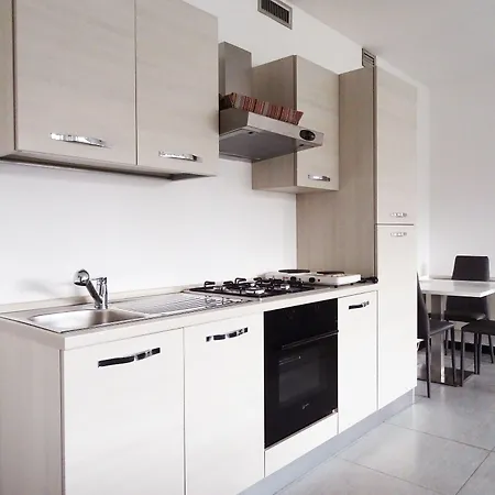 Victoria Royal Garden Aparthotel Como