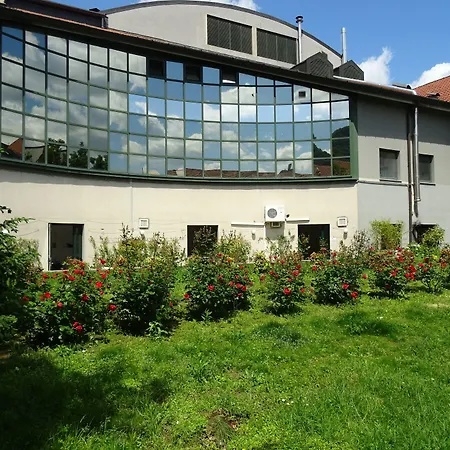 Victoria Royal Garden