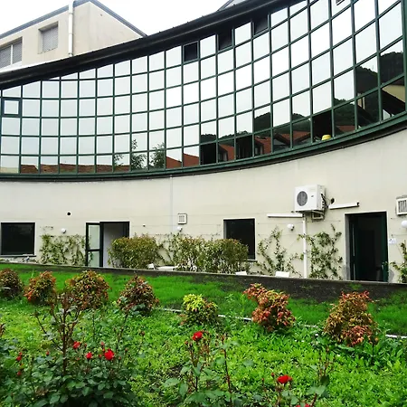 Aparthotel Victoria Royal Garden 3*